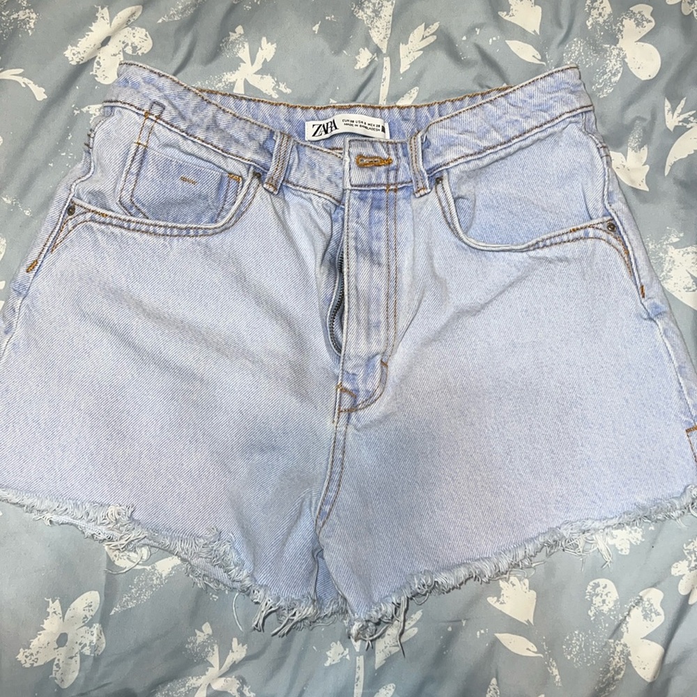 Zara shorts size 6